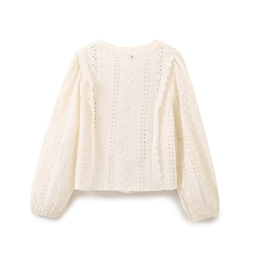 French hollow embroidery long sleeved shirt