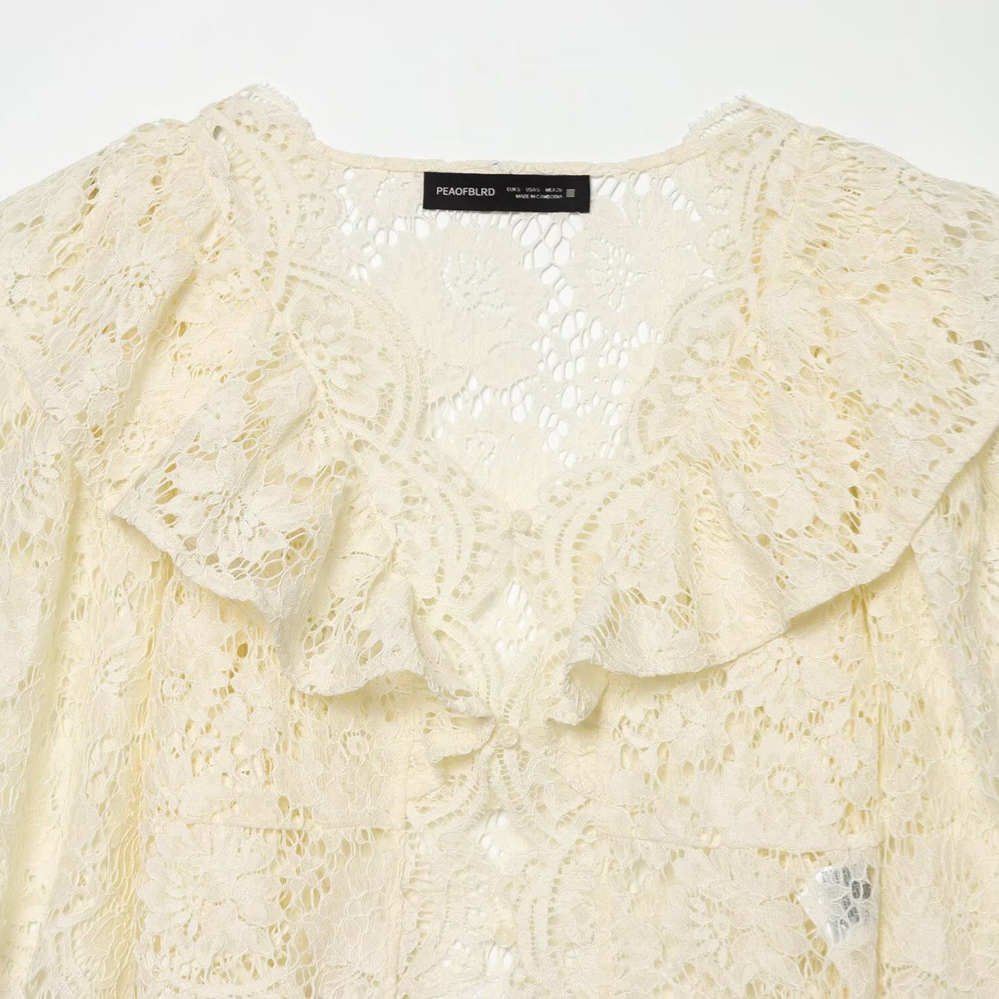 Sweet and fresh ruffled lace patchwork top